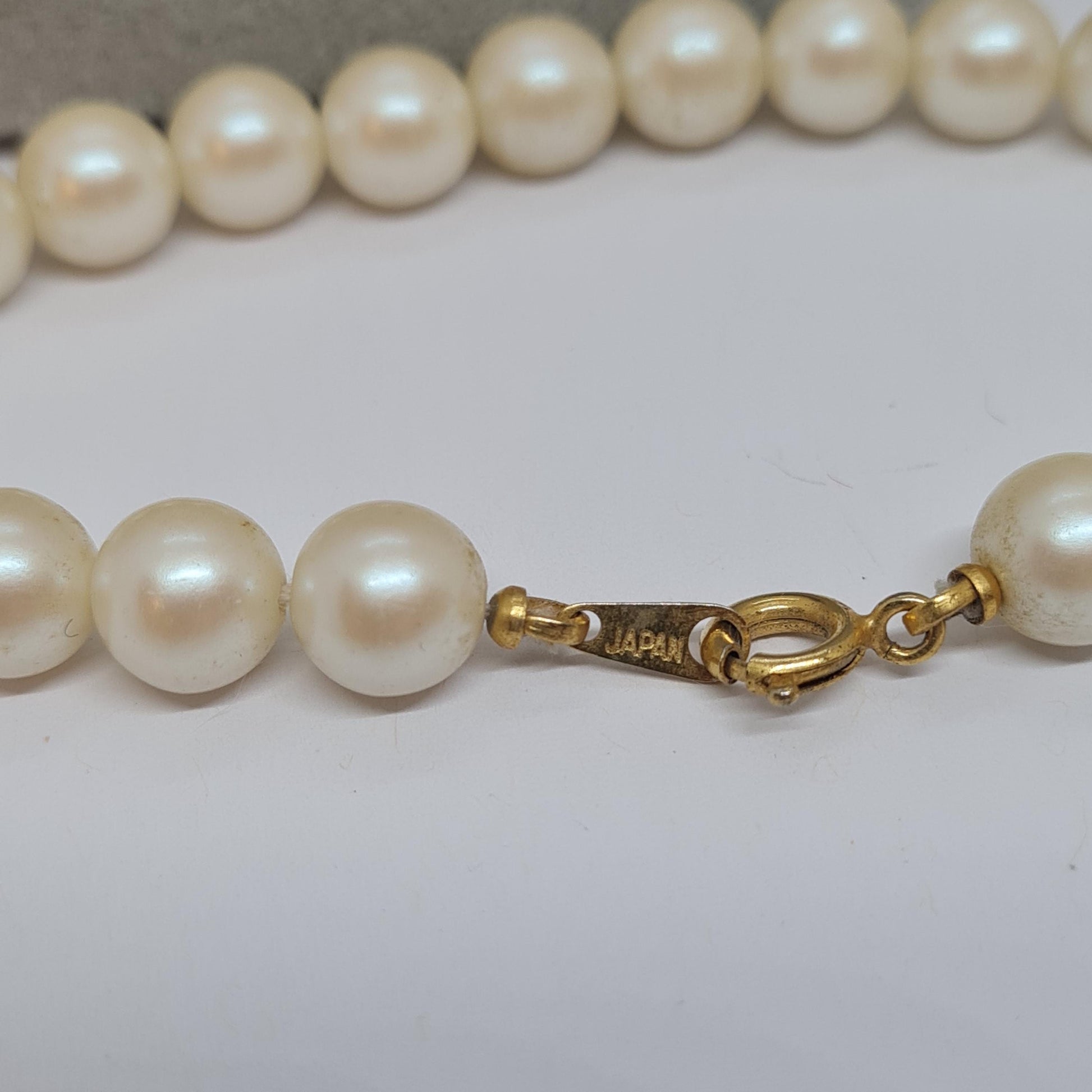 Vintage Japan Faux Pearl Bracelet: Gold Tone Wedding Jewelry