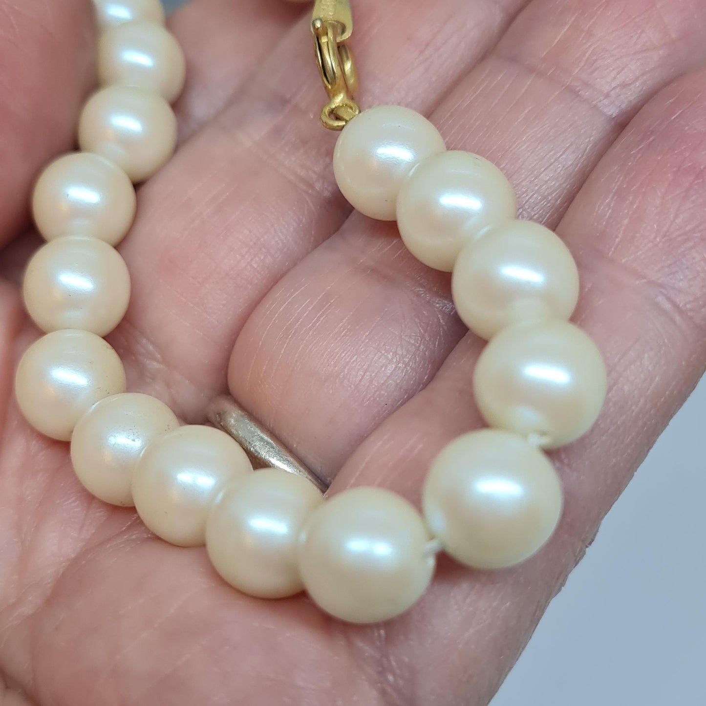 Vintage Japan Faux Pearl Bracelet: Gold Tone Wedding Jewelry