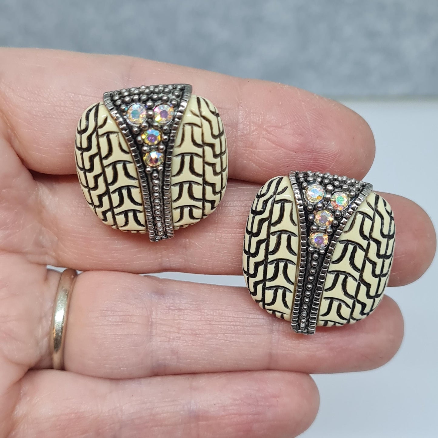 Vintage 1960s square clip-on earrings. Carved resin with AB rhinestone clip earrings.
