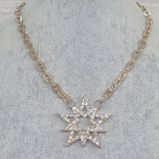 Vintage pendant necklace, Gold-tone chunky chain with rhinestone star pendant
