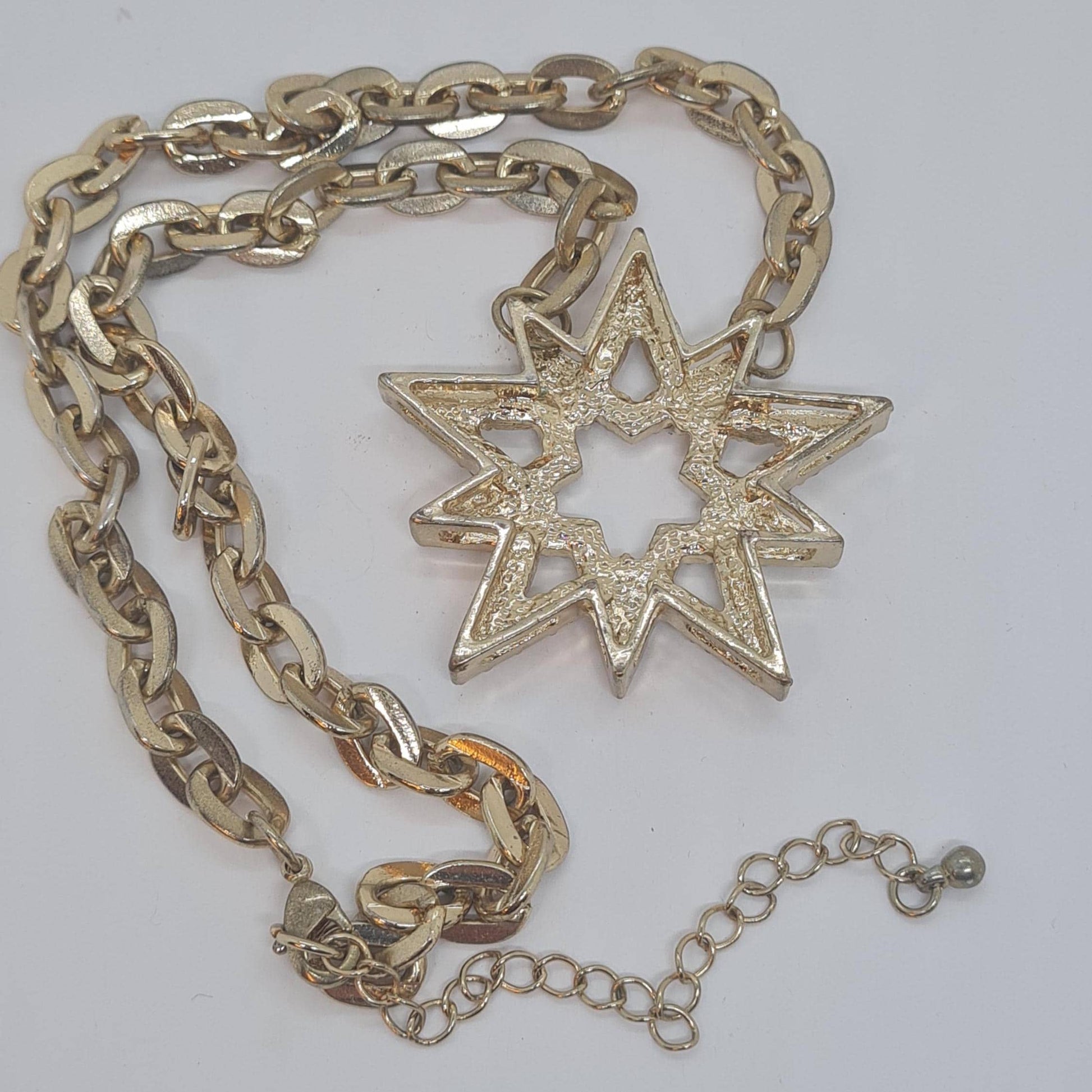 Vintage pendant necklace, Gold-tone chunky chain with rhinestone star pendant