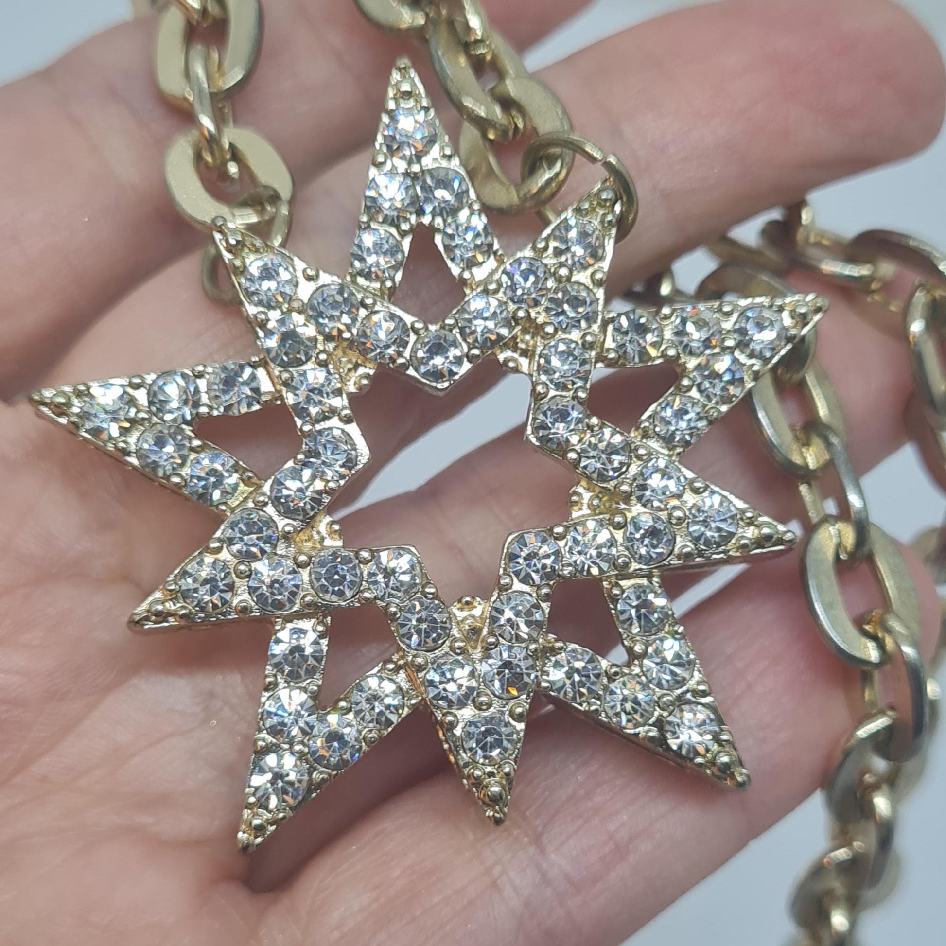 Vintage pendant necklace, Gold-tone chunky chain with rhinestone star pendant
