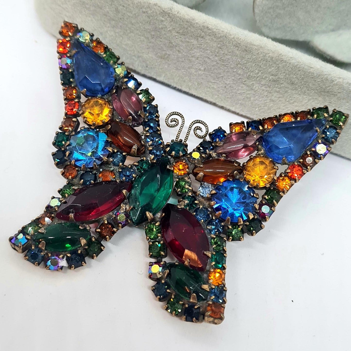 Vintage WEISS butterfly brooch, Bronze-tone metal with glass rhinestones, Designer unsigned butterfly brooch pin