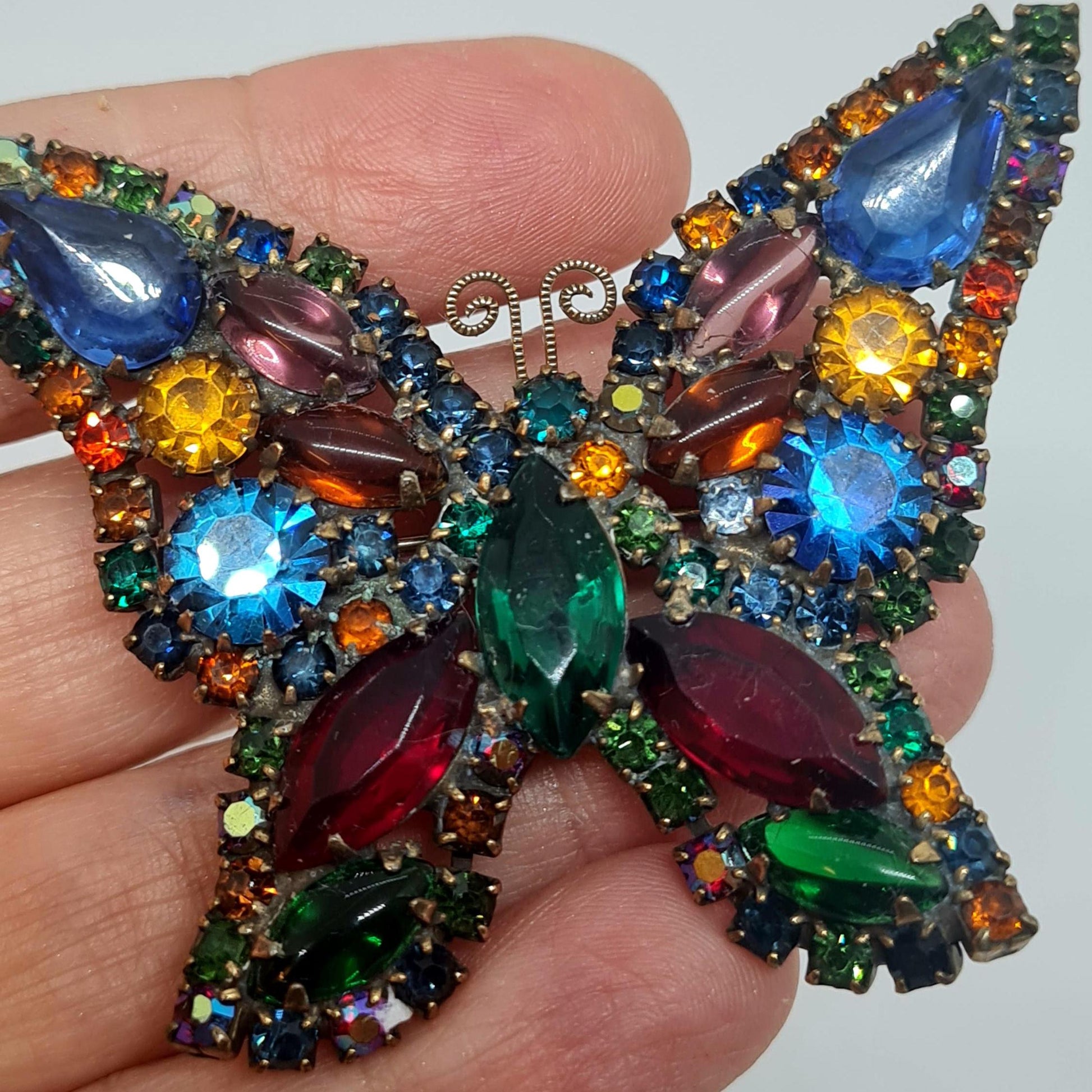 Vintage WEISS butterfly brooch, Bronze-tone metal with glass rhinestones, Designer unsigned butterfly brooch pin