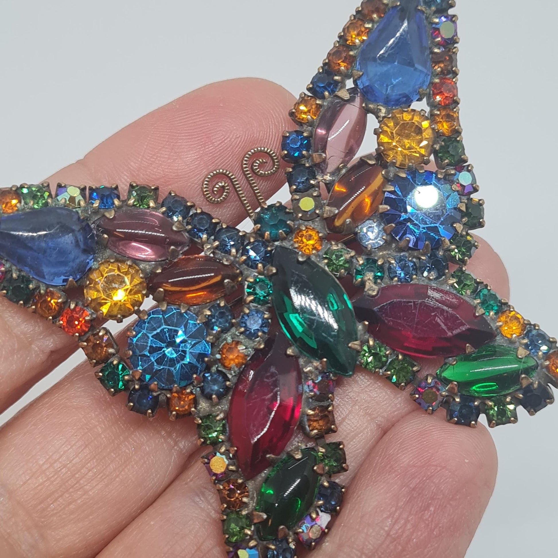 Vintage WEISS butterfly brooch, Bronze-tone metal with glass rhinestones, Designer unsigned butterfly brooch pin